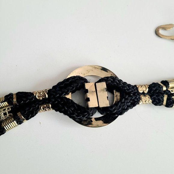 Vintage gold tone belt. Made in Korea. - Picture 6 of 7